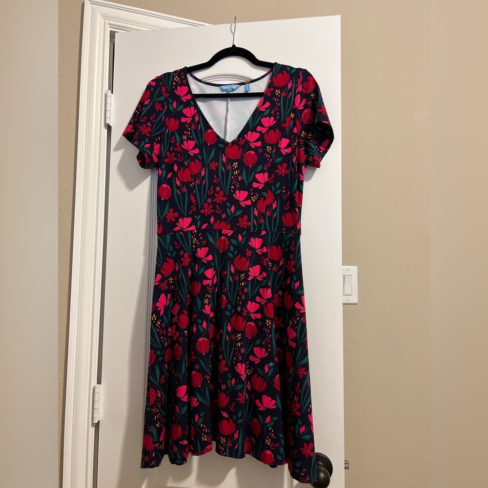 Draper James Pink and Navy Knit Dress Size M
